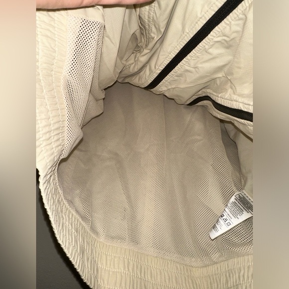 Adidas by Stella McCartney women’s cream nylon 3 zip front lightweight jacket S - Picture 7 of 14